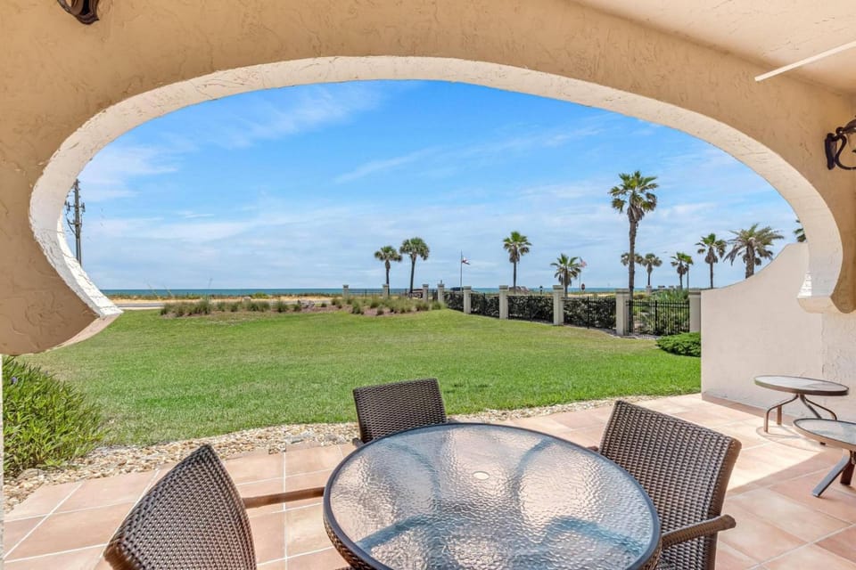 Oceanside Luxury Condo | Flagler Beach House in Beverly Beach