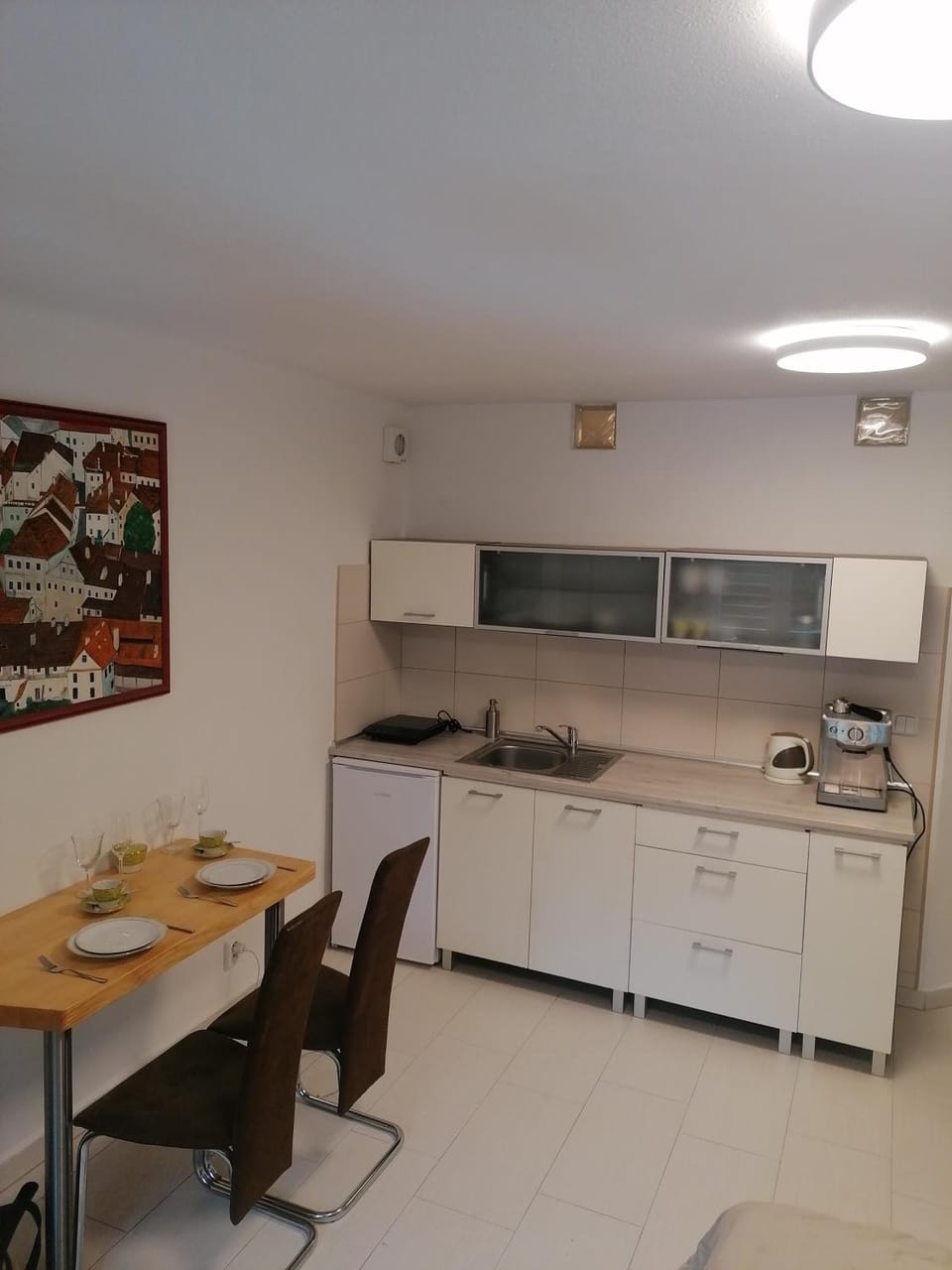 Kitchen or kitchenette, stove