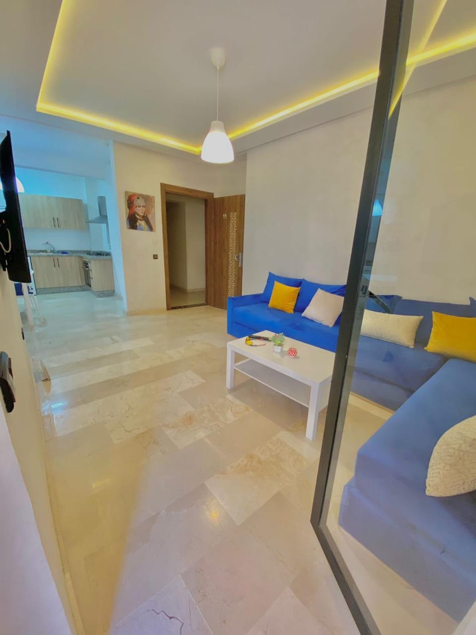 Appartement avec piscine en face à la gare gueliz Apartment in Marrakesh