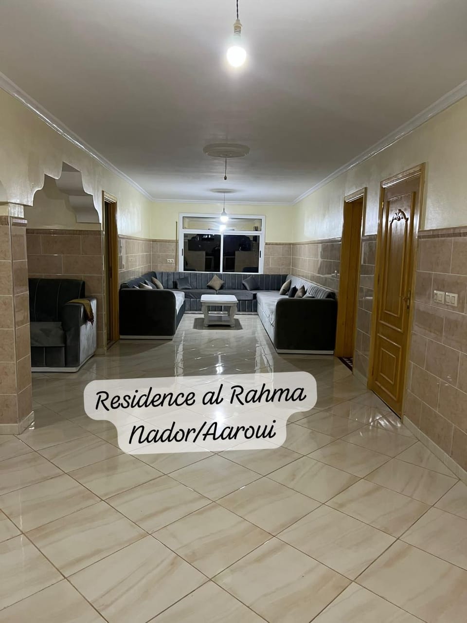 Living room, Photo of the whole room, Seating area