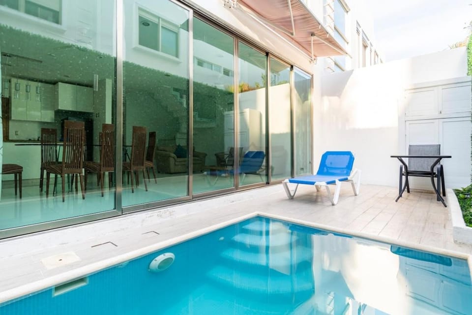 Wow! Gated House WiFi 5Rooms 12Pax Pool Private House in Cancun