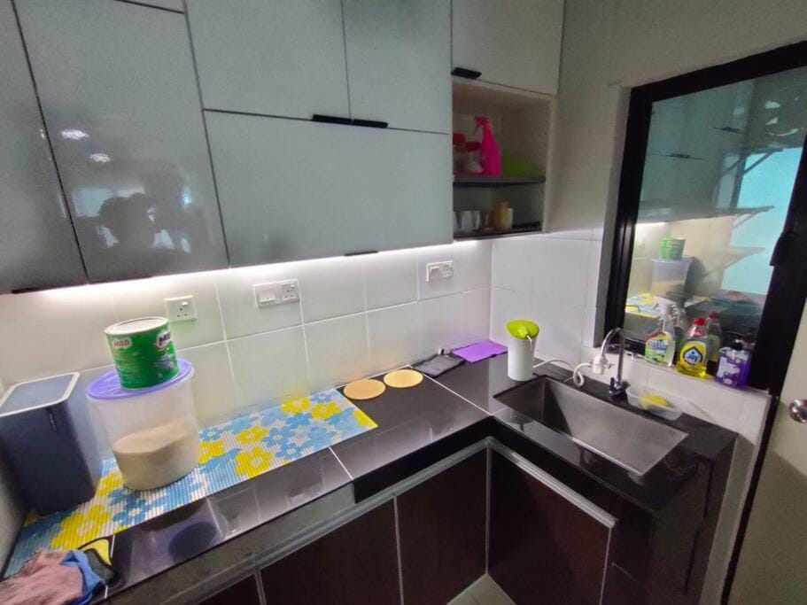 Da Best Guesthouse One Maxim Sentul Nice Cozy Condo 3 Rooms Aircond in Sentul KL Apartment in Federal Territory of Kuala Lumpur