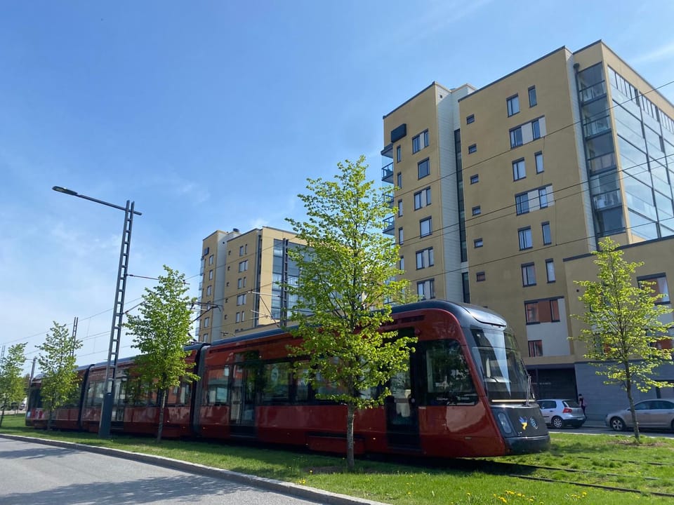 Property building, Location