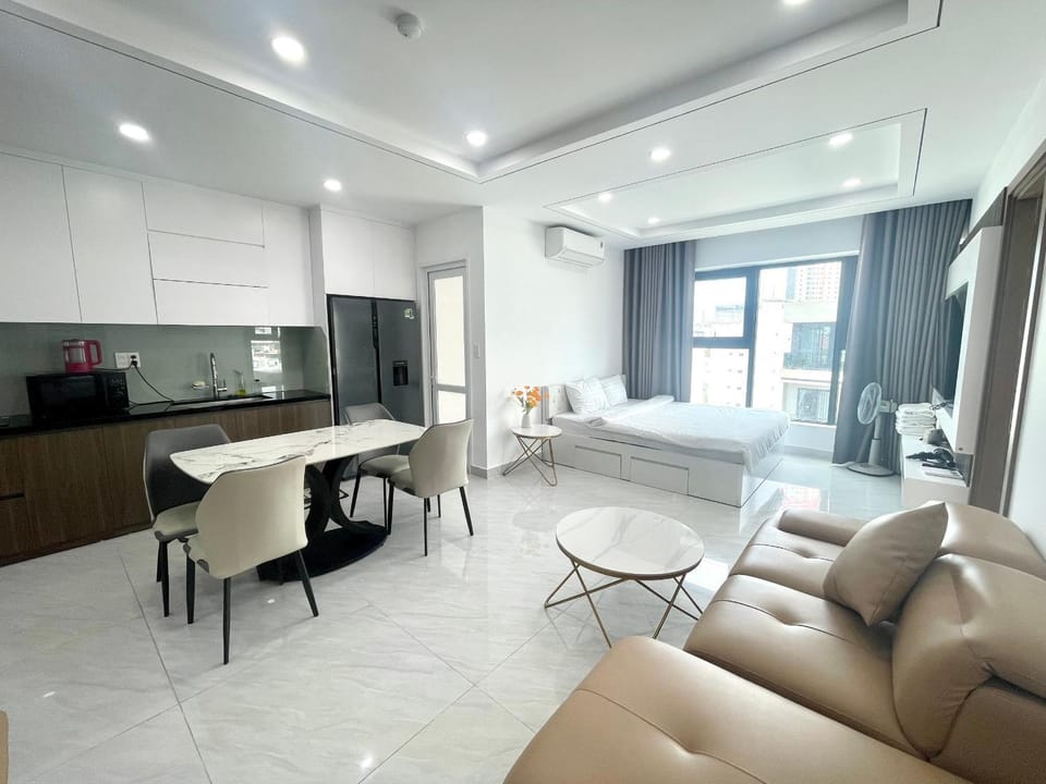 TV and multimedia, Kitchen or kitchenette, Living room, Seating area, Dining area, minibar, oven, pet friendly