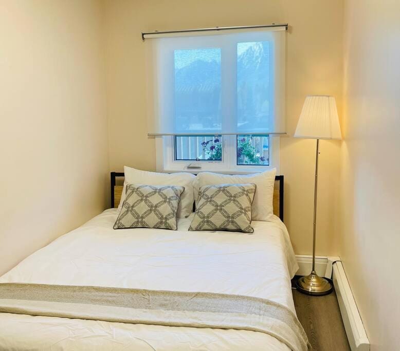 unit #303 Mountain view 1BR in Canmore DownTown Apartment in Canmore