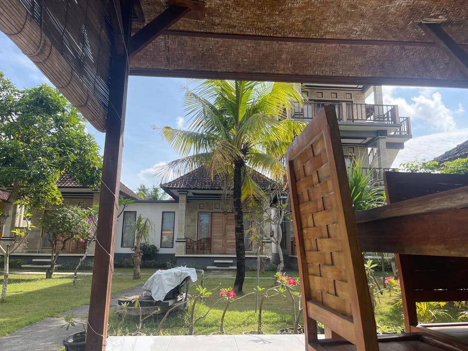 Shipwreck Point Inn Inn in Nusapenida