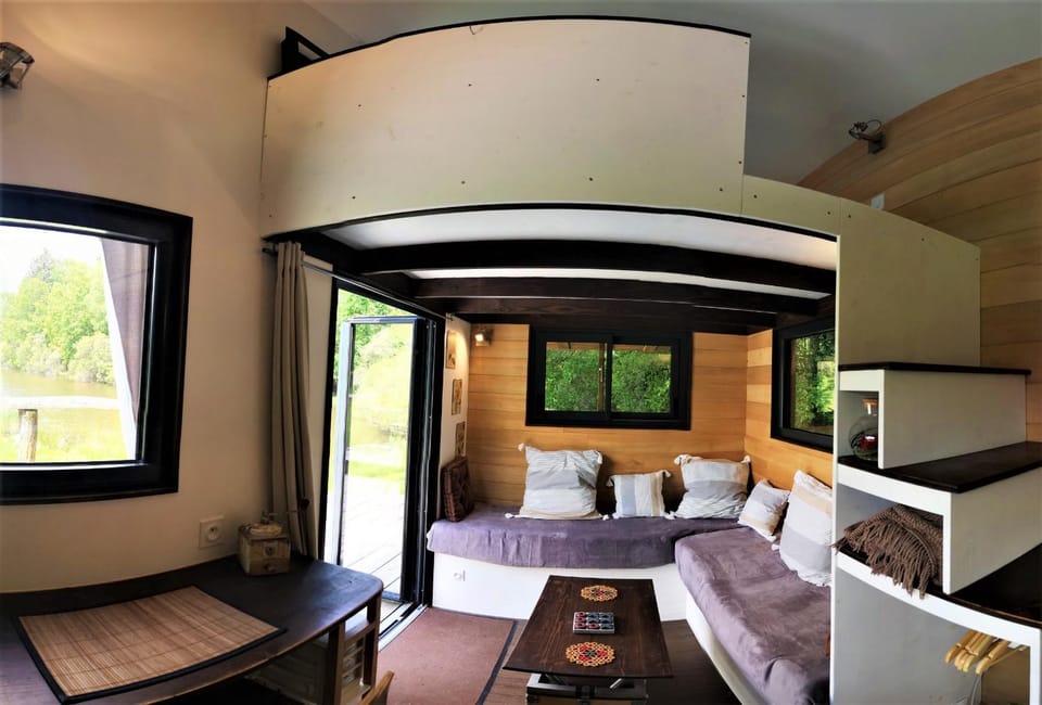 Living room, Bedroom