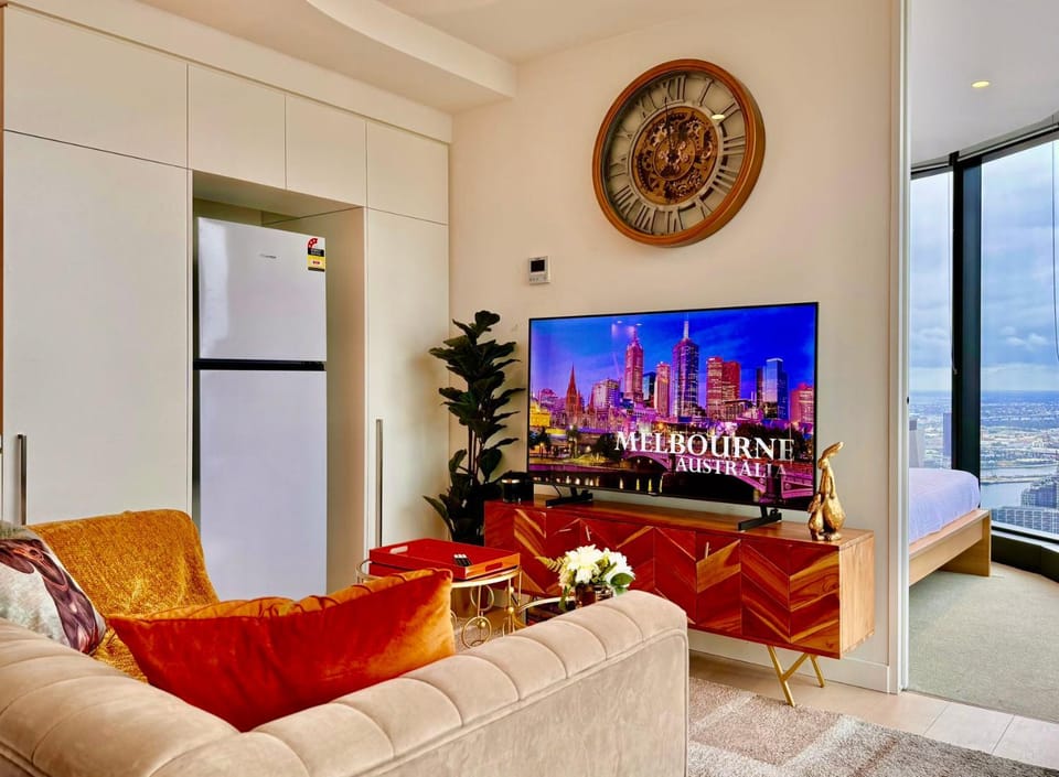 High rise top view 2bed2bath Apartment in Melbourne
