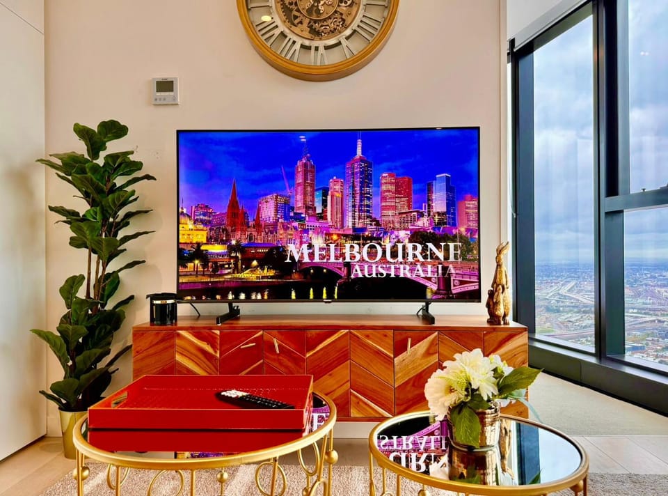 High rise top view 2bed2bath Apartment in Melbourne