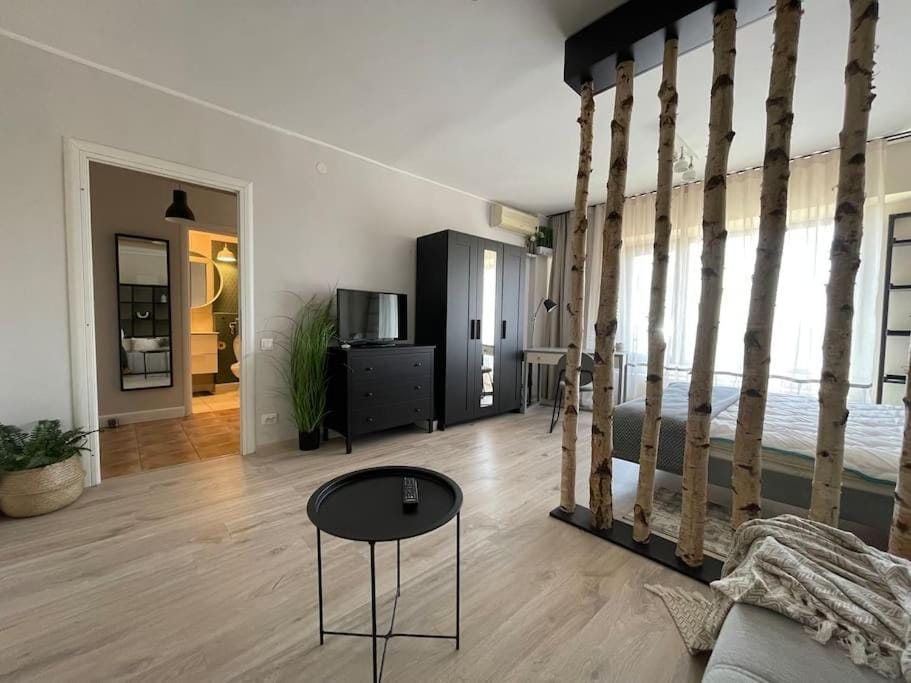 Stylish Studio - Piata Alba Iulia Apartment in Bucharest
