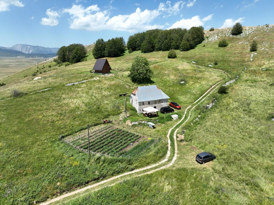 Day, Natural landscape, Bird's eye view, Garden, Garden view, Mountain view