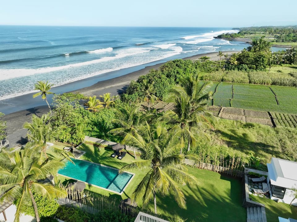 Natural landscape, Bird's eye view, Beach, Pool view, Sea view, Swimming pool