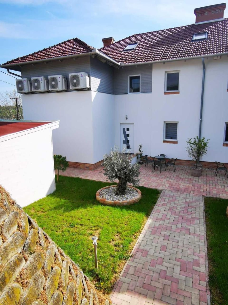 Property building, Garden