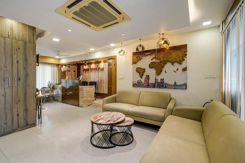 TV and multimedia, Seating area