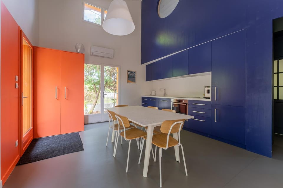 Kitchen or kitchenette, Other, Dining area