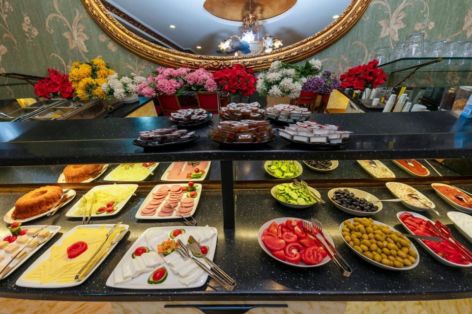 Food and drinks, Food, Buffet breakfast