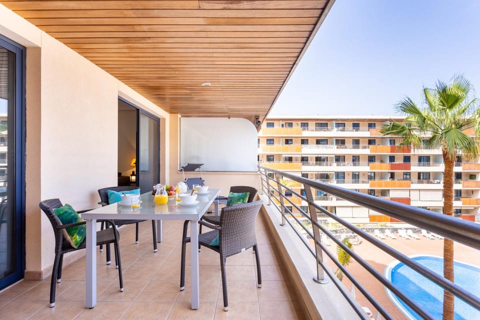 Home2Book Stunning Sea Views & Pool Los Gigantes Apartment in Acantilados de Los Gigantes