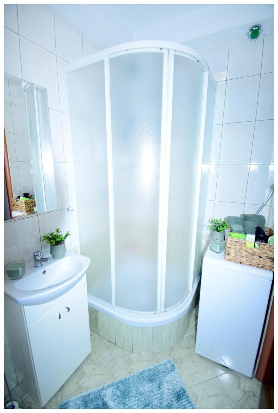 Color24 Apartament VI Apartment in Poland