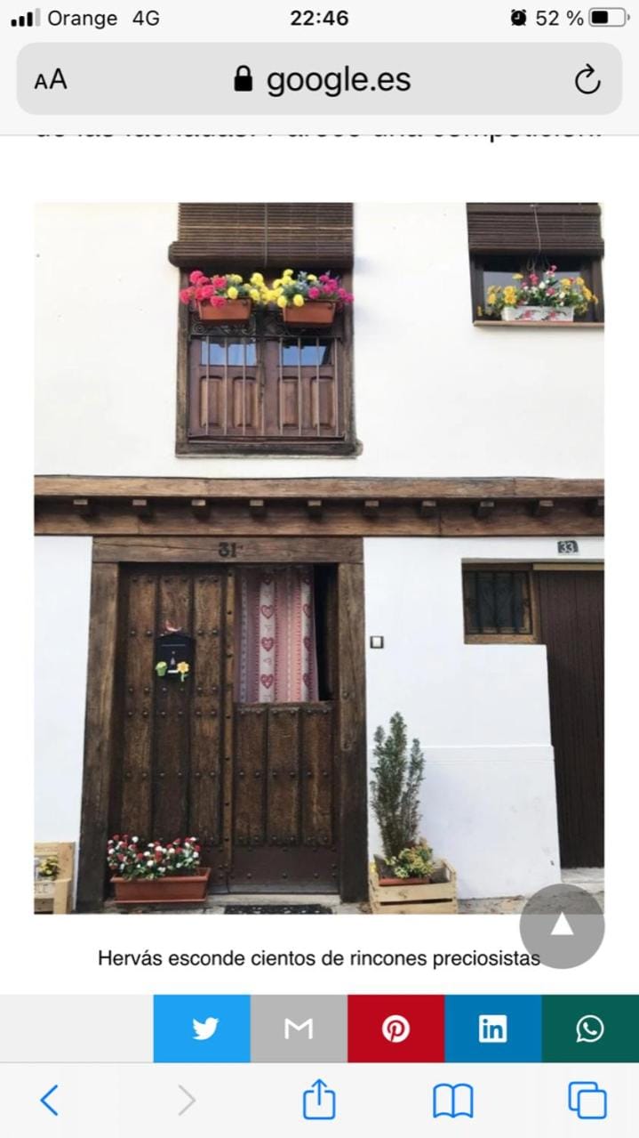 Property building, Text overlay