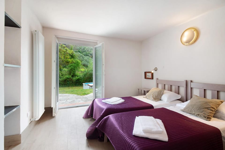 Property building, Living room, Bedroom