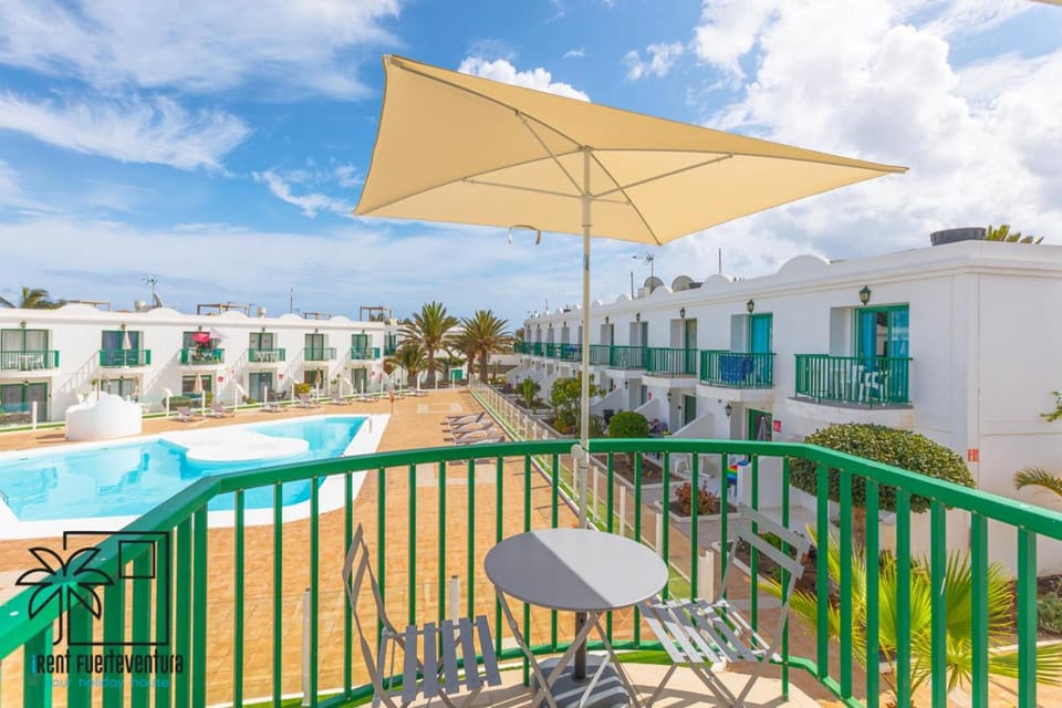 Balcony/Terrace, Pool view