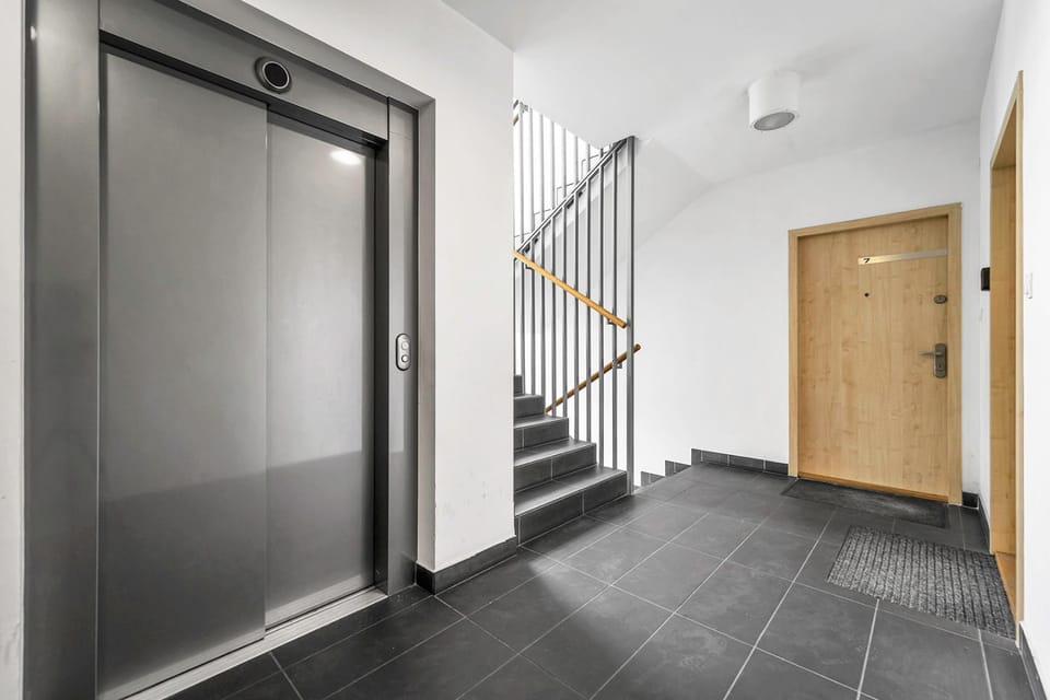 elevator