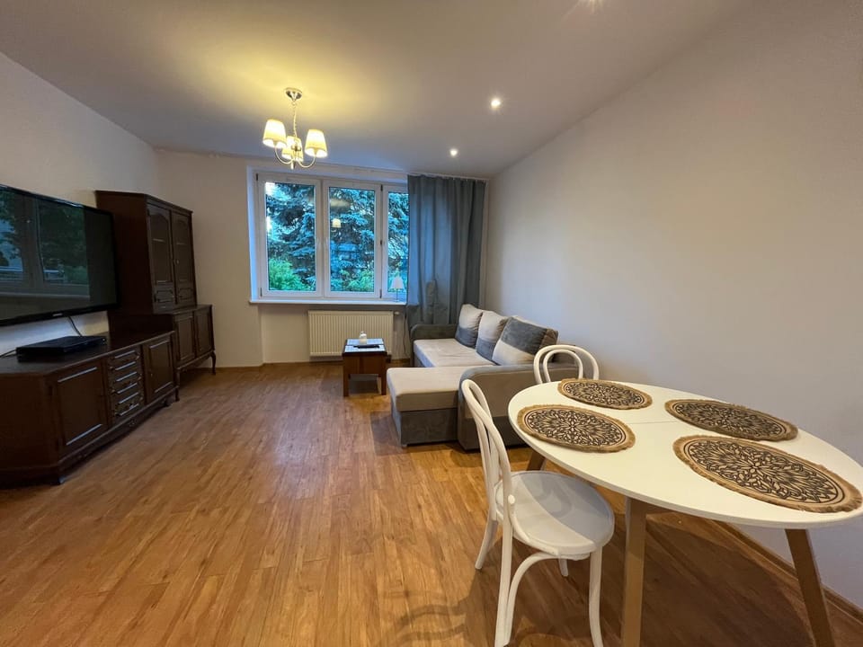 Apartamenty 2-pokojowe przy molo z balkonami Apartment in Pomeranian Voivodeship