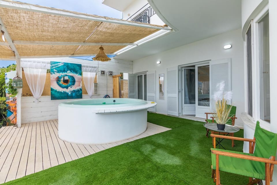 Patio, Garden, Seating area