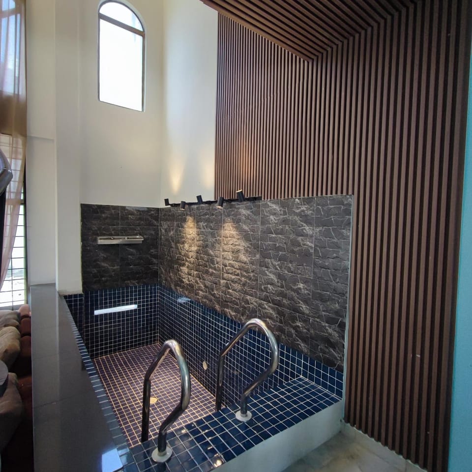Homestay Wee Inn JB INDOOR POOL Campground/ 
RV Resort in Johor Bahru