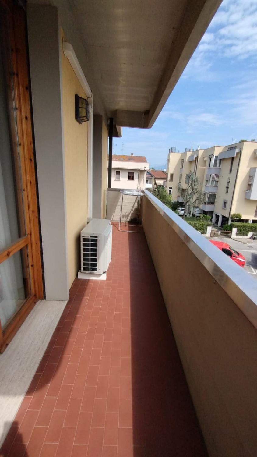 Property building, Day, View (from property/room), Balcony/Terrace