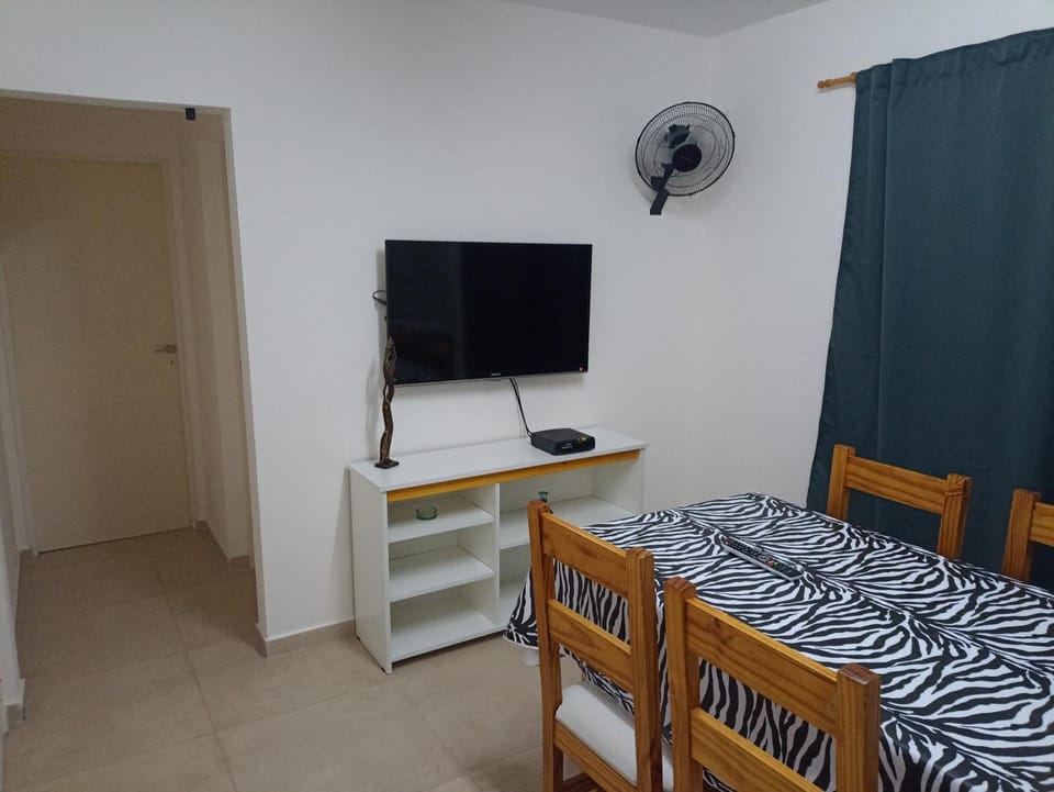 TV and multimedia, Dining area, hair dresser