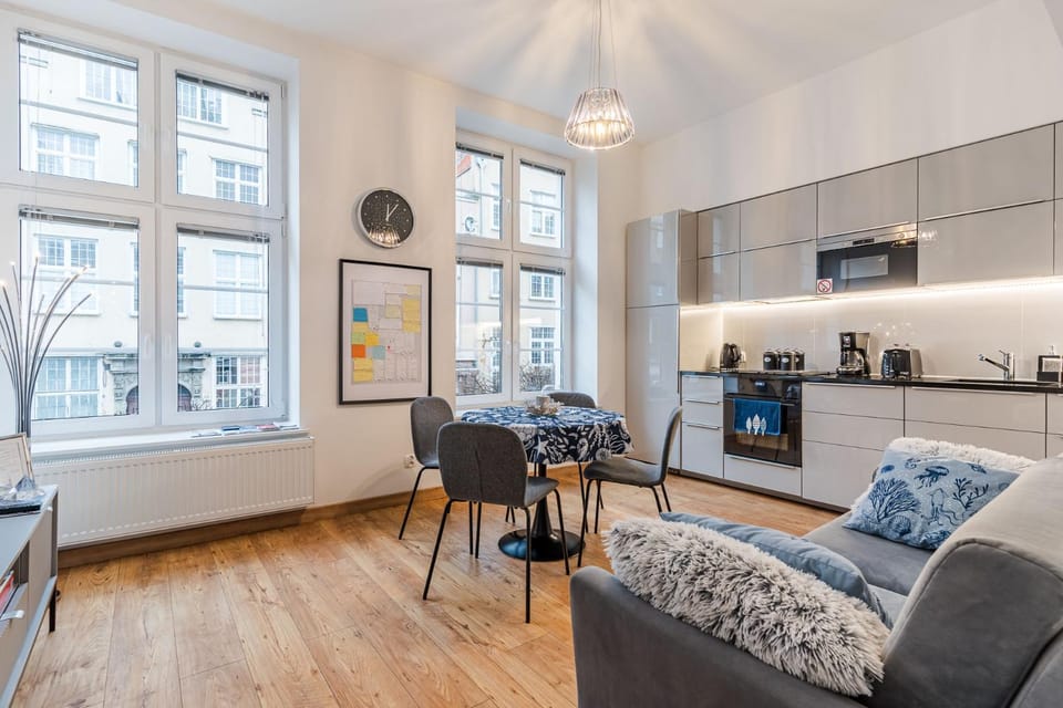 TV and multimedia, Kitchen or kitchenette, Living room, Seating area, Dining area, pet friendly, stove