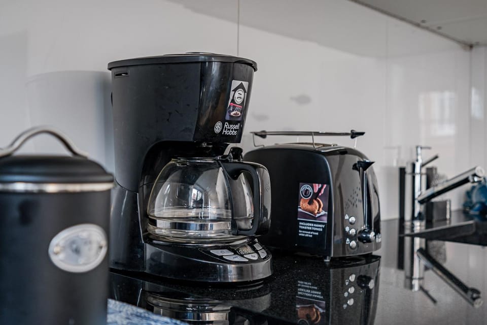 Coffee/tea facilities, Kitchen or kitchenette, toaster