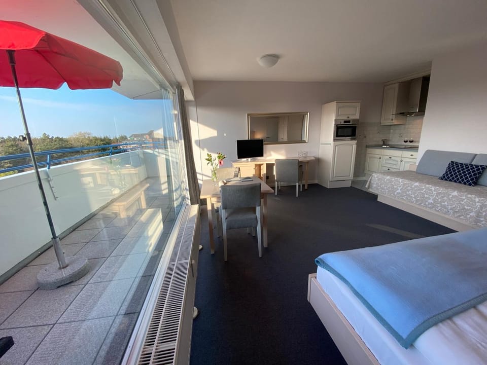 Balcony/Terrace, Photo of the whole room
