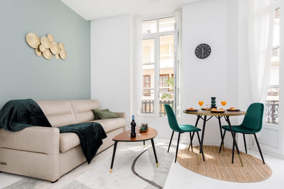 The Green Sun YourHostHelper Apartment in Cannes