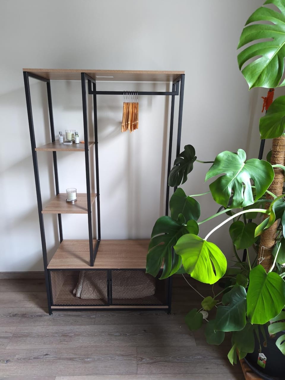 furniture, locker, wardrobe