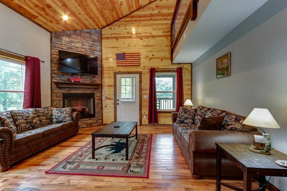 Living room, Seating area, Evening entertainment, flat iron