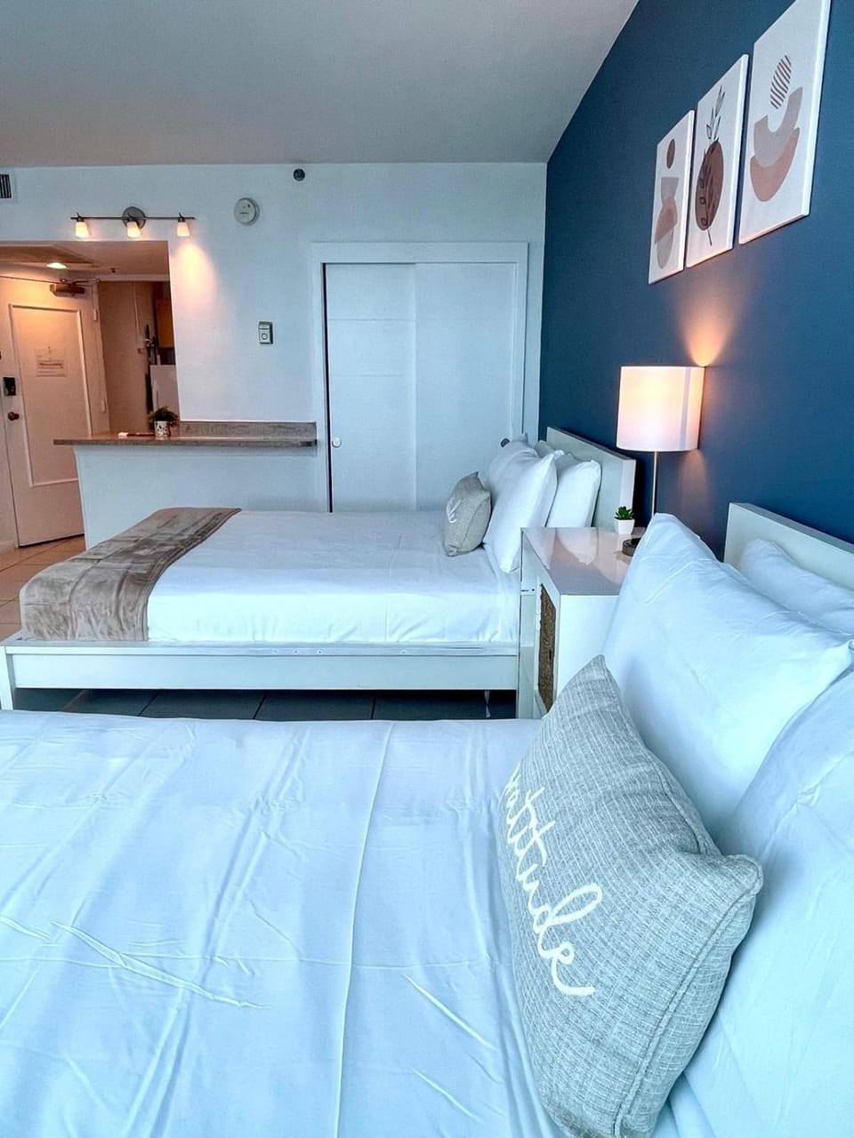 Creative Inn Apt 1519 Studio Bay View Apartment in Miami Beach