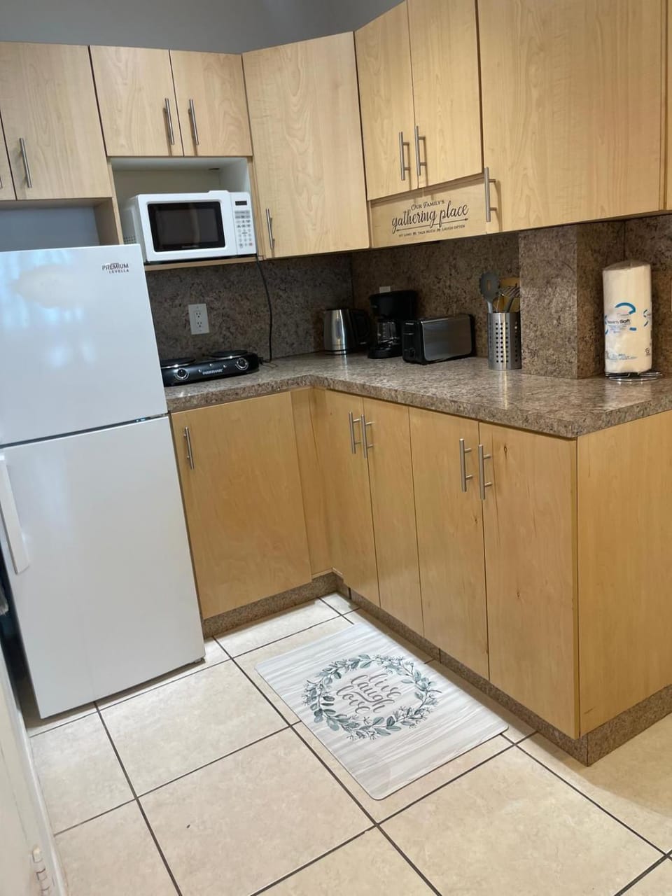 Kitchen or kitchenette, toaster