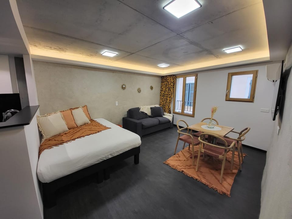 Living room, Bedroom