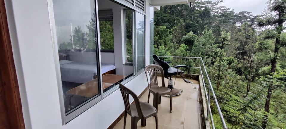 Balcony/Terrace, Garden view