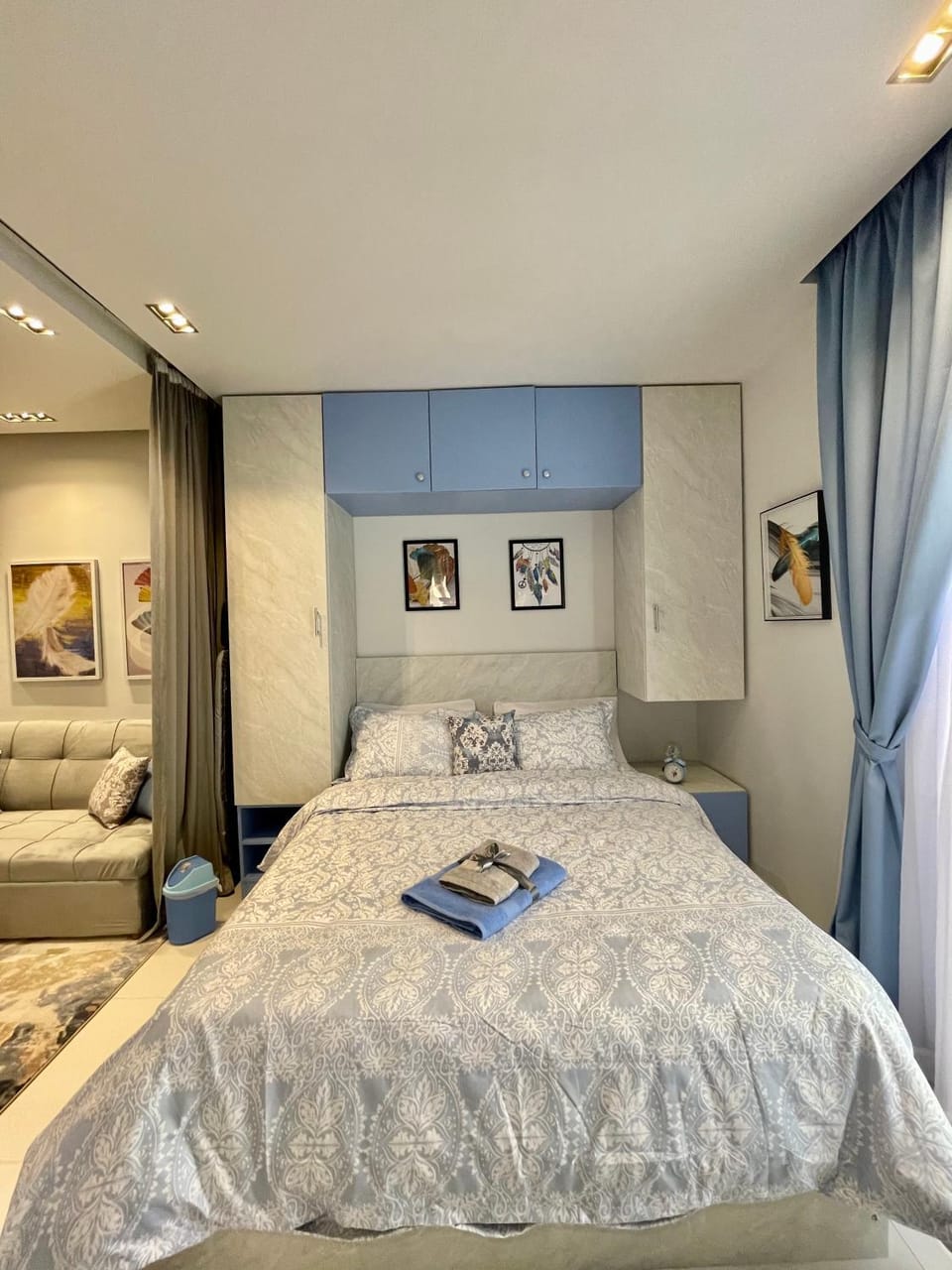 Bed, Bedroom