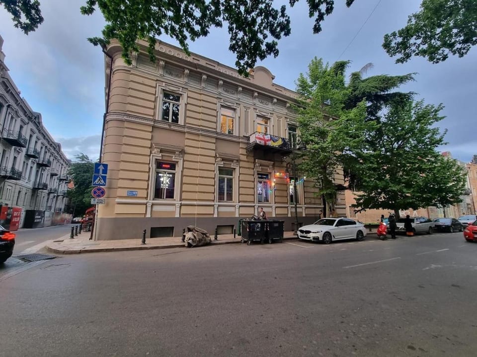 Cute Modern 2 Bedroom Apartment For Digital Nomads Apartment in Tbilisi, Georgia