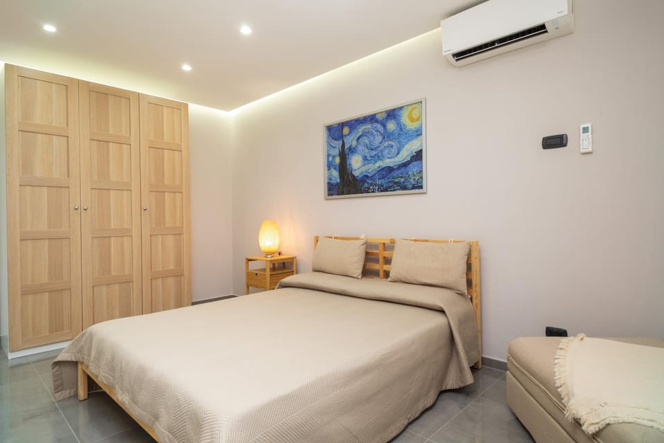 Living room, Bedroom