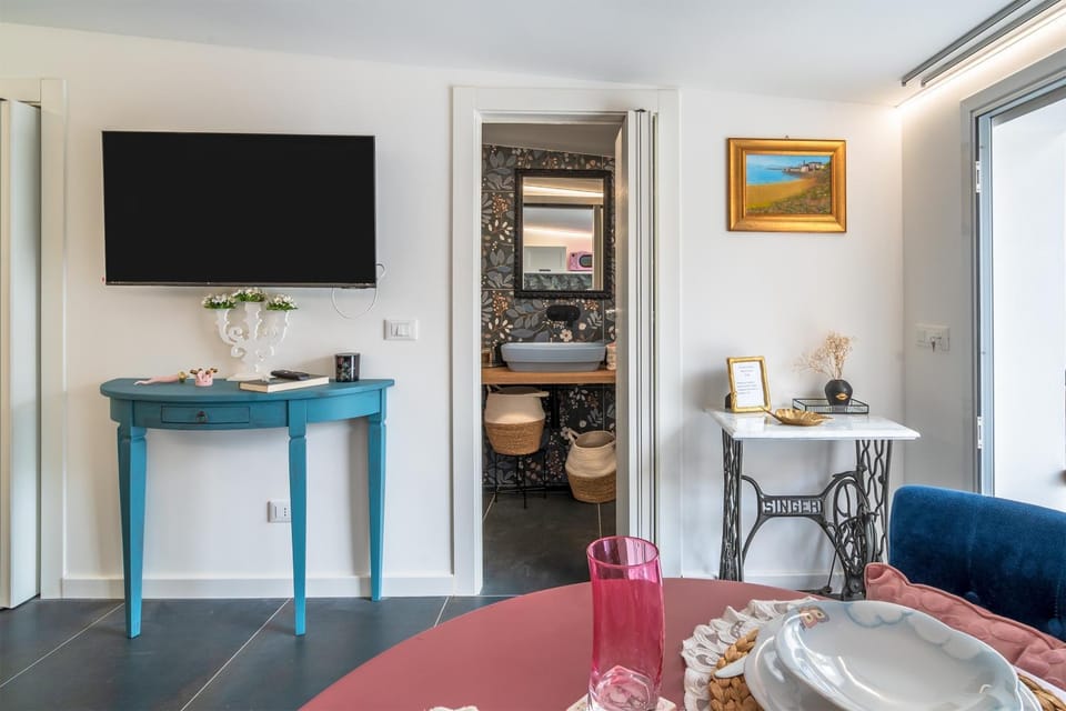 Property building, Living room