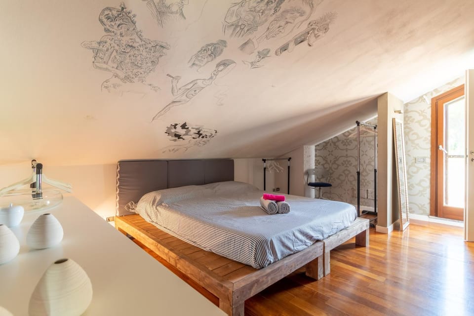 Property building, Living room, Bedroom