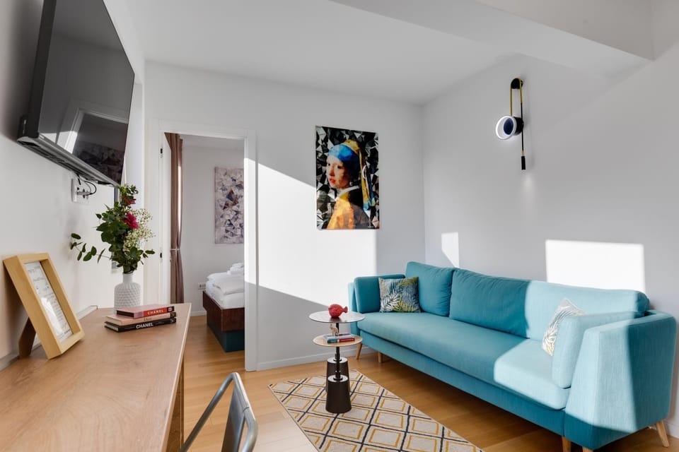 TV and multimedia, Living room, Seating area