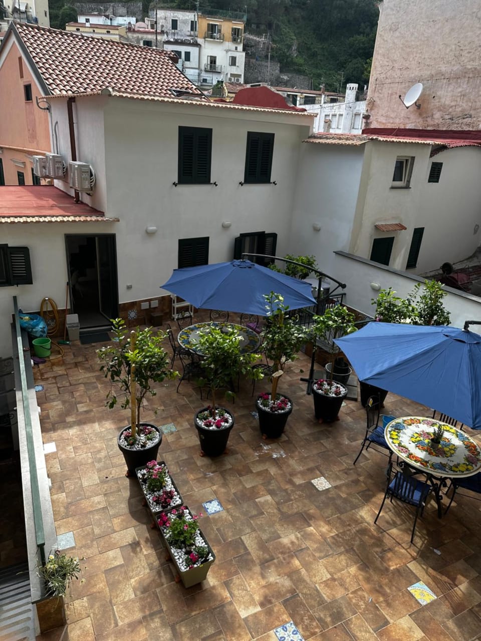 Property building, Patio