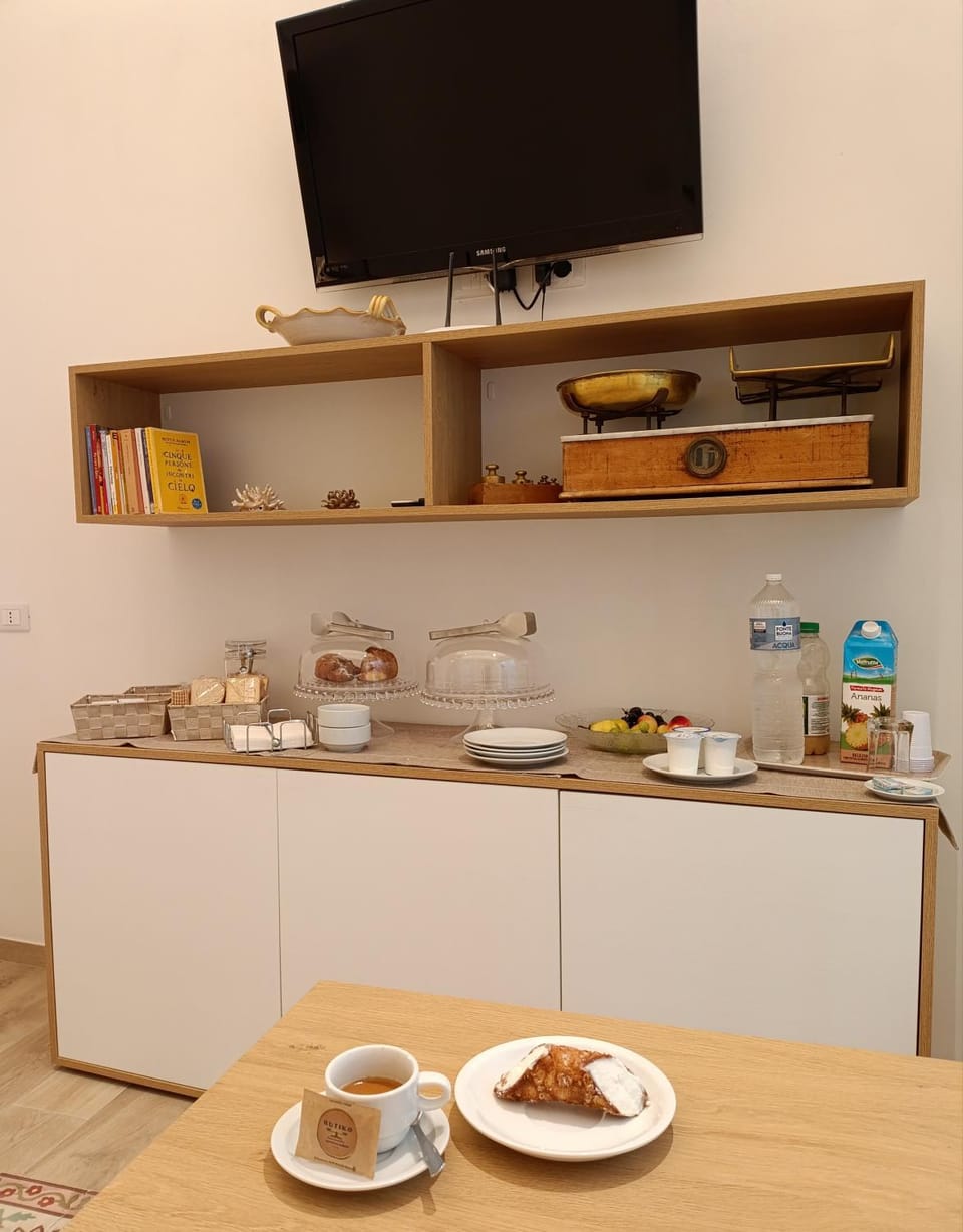 Food and drinks