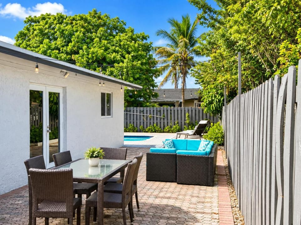 Patio, Garden, Seating area, Dining area, Swimming pool